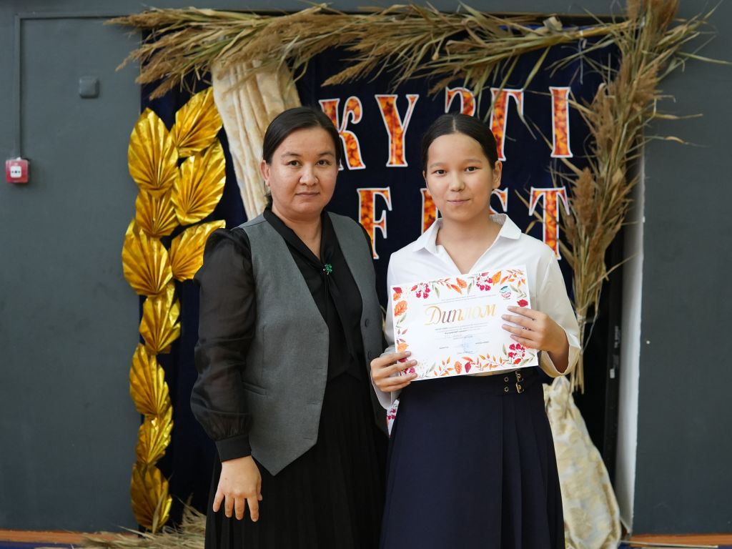 «Адал ұрпақ» біртұтас тәрбие бағдарламасы аясында, “Еңбегі адал-жас өрен” жобасы бойынша лицейімізде “Күзгі асар”жәрмеңкесі өтті!